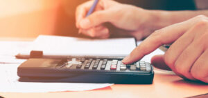 Multa cominatória não incide na base de cálculo dos honorários advocatícios, diz STJ